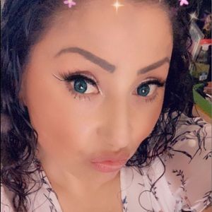 Meet your Posher, Angelina